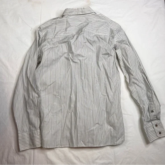 Bundle 2 Ralph Lauren Women’s M Long Sleeve Button-Front  Striped Shirt L080123 - Picture 3 of 11